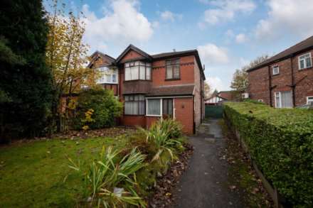 4 Bedroom Semi-Detached, Leicester Road, Salford