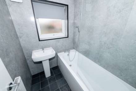 Abbey Crescent, Heywood, Image 13