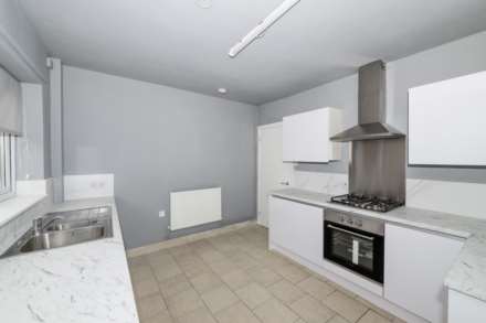 Abbey Crescent, Heywood, Image 3