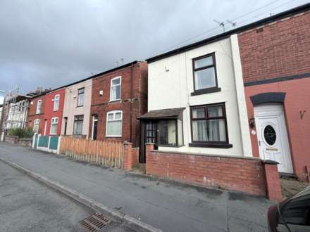 2 Bedroom Terrace, Park Street, Manchester