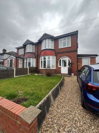 3 Bedroom Semi-Detached, Manchester Road, Bury