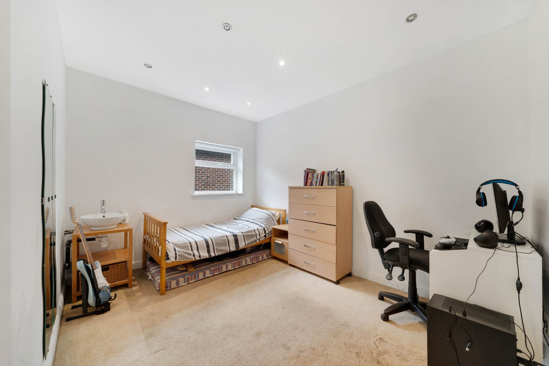 Danesway, Prestwich, Image 27