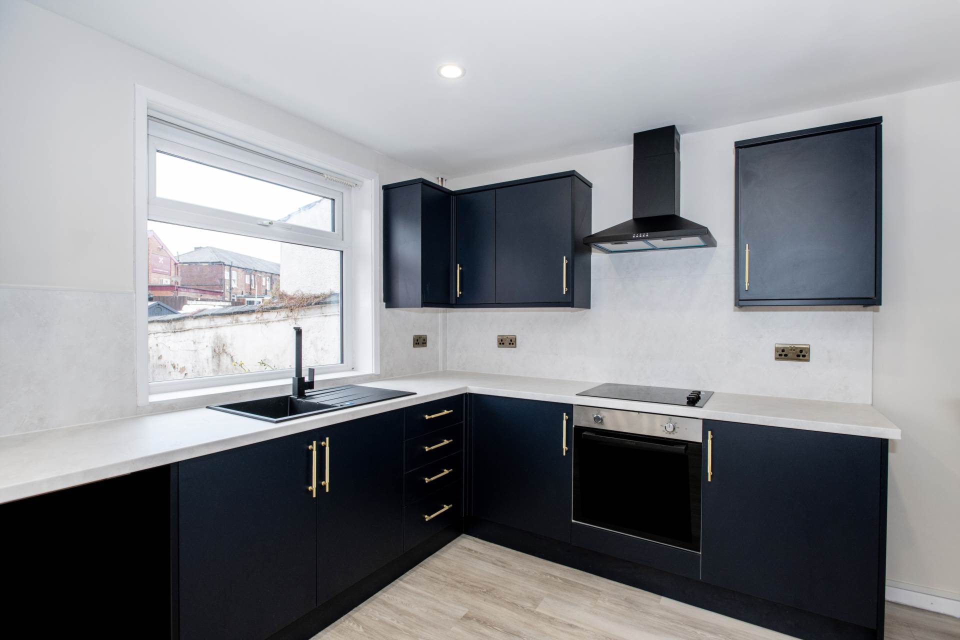Bury New Road, Whitefield, Image 5