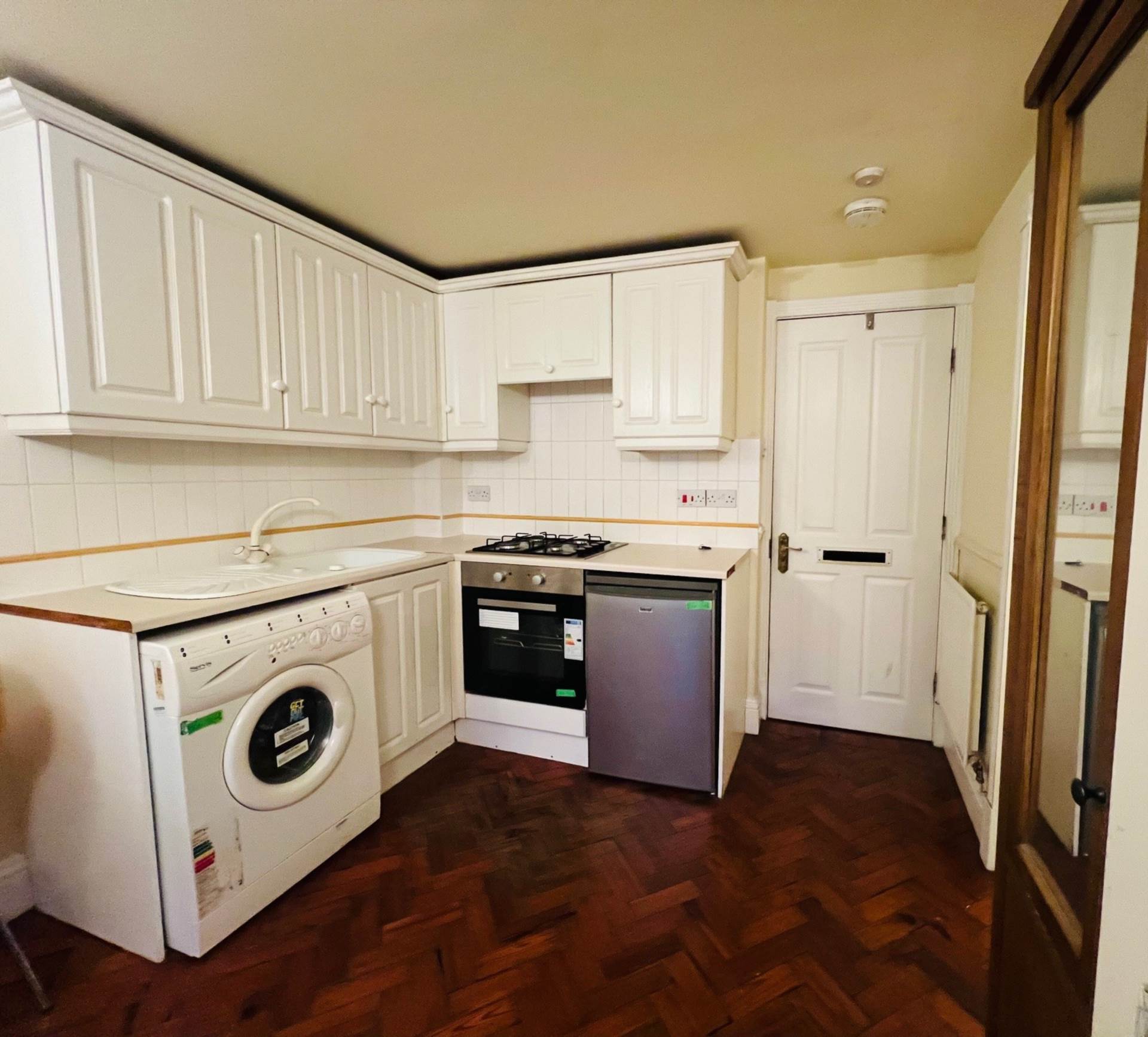 Ashgrove House, Elland, Image 8