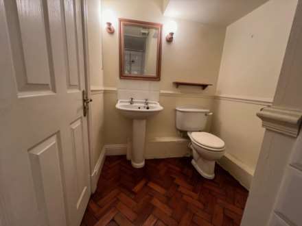 Ashgrove House, Elland, Image 14