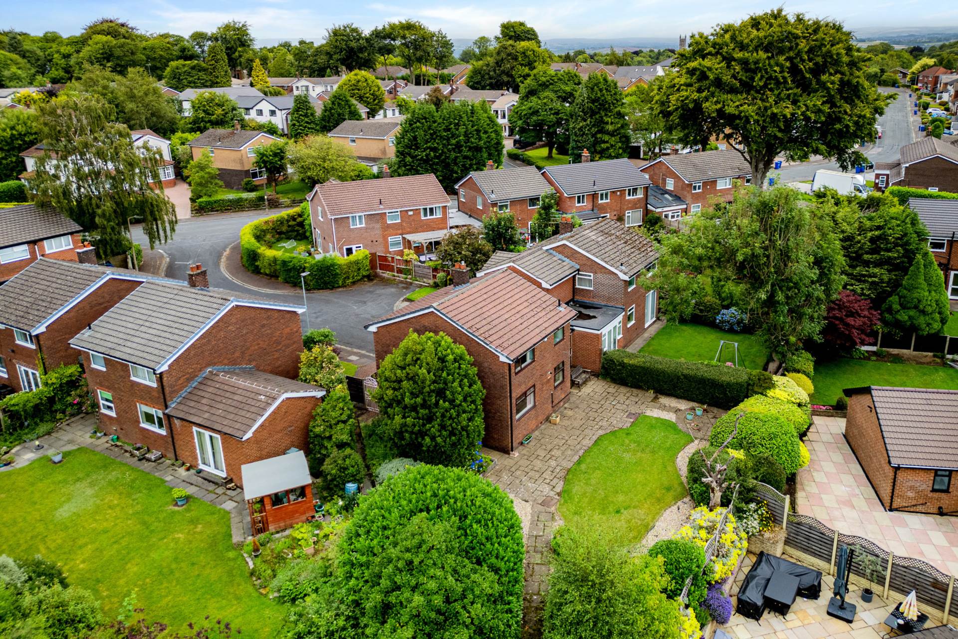 Dunscar Close, Whitefield, Image 2