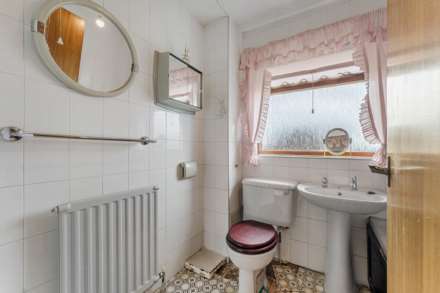 Dunscar Close, Whitefield, Image 19