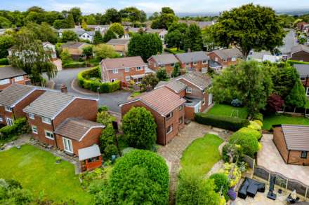 Dunscar Close, Whitefield, Image 2