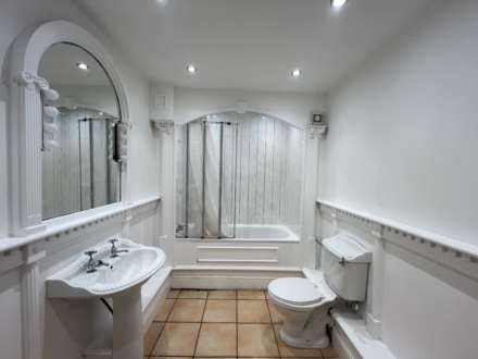 Lees Road, Ashton Under Lyne, Image 2