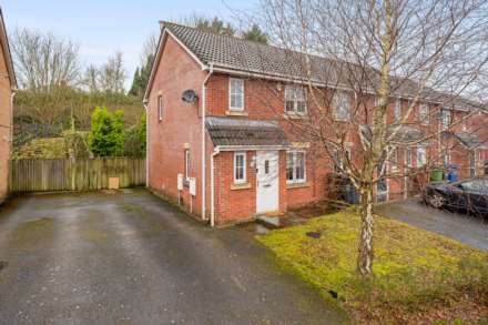 3 Bedroom Semi-Detached, Ashurst Grove, Radcliffe