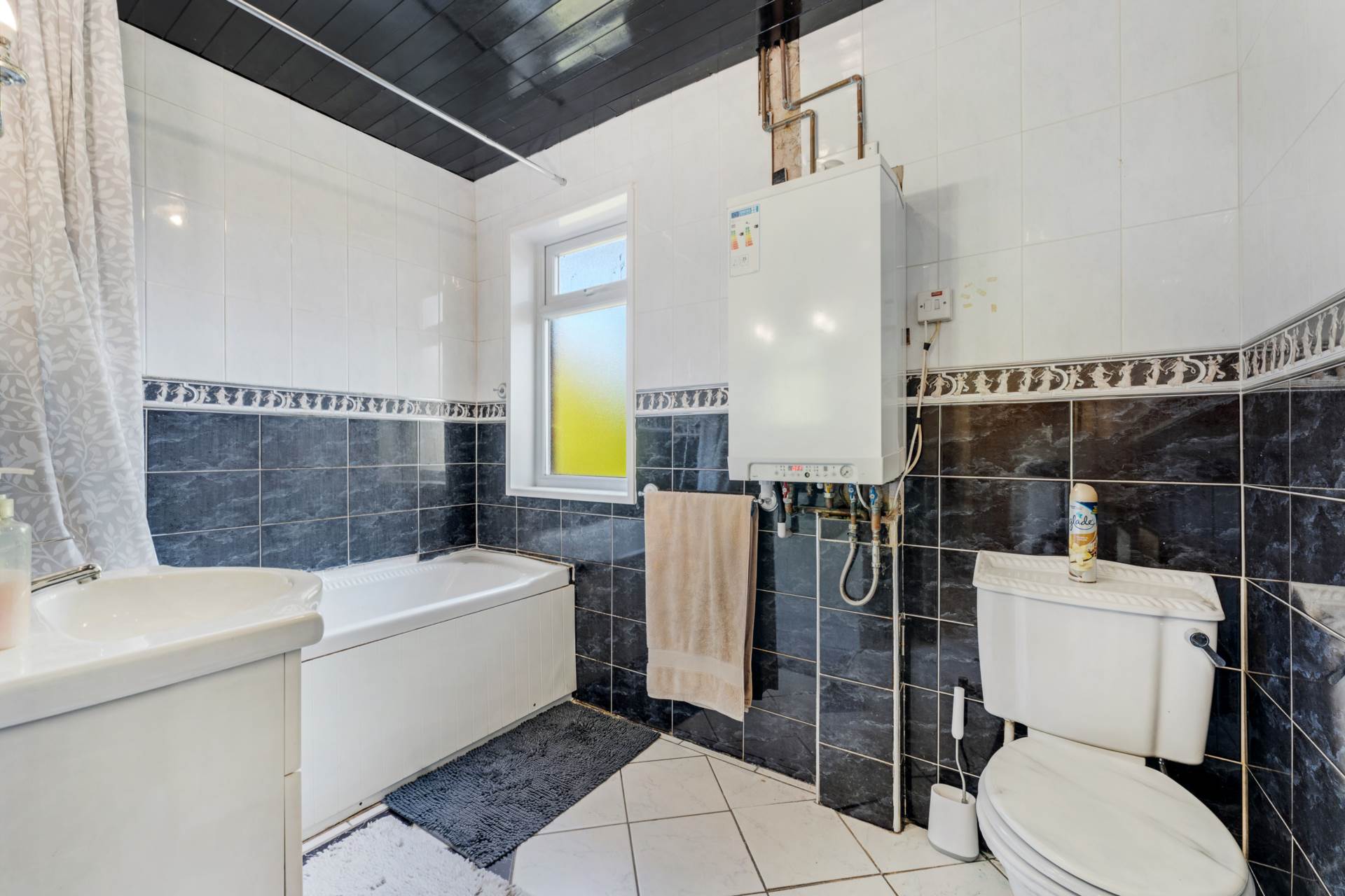Polefield Grove, Prestwich, Image 15