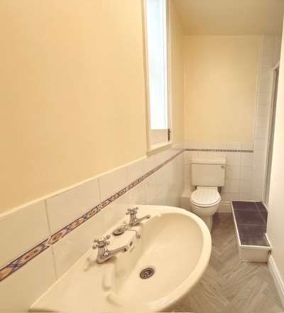 Lees Road, Mossley, Image 9