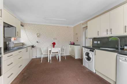 Dempsey Drive, Unsworth, Image 8
