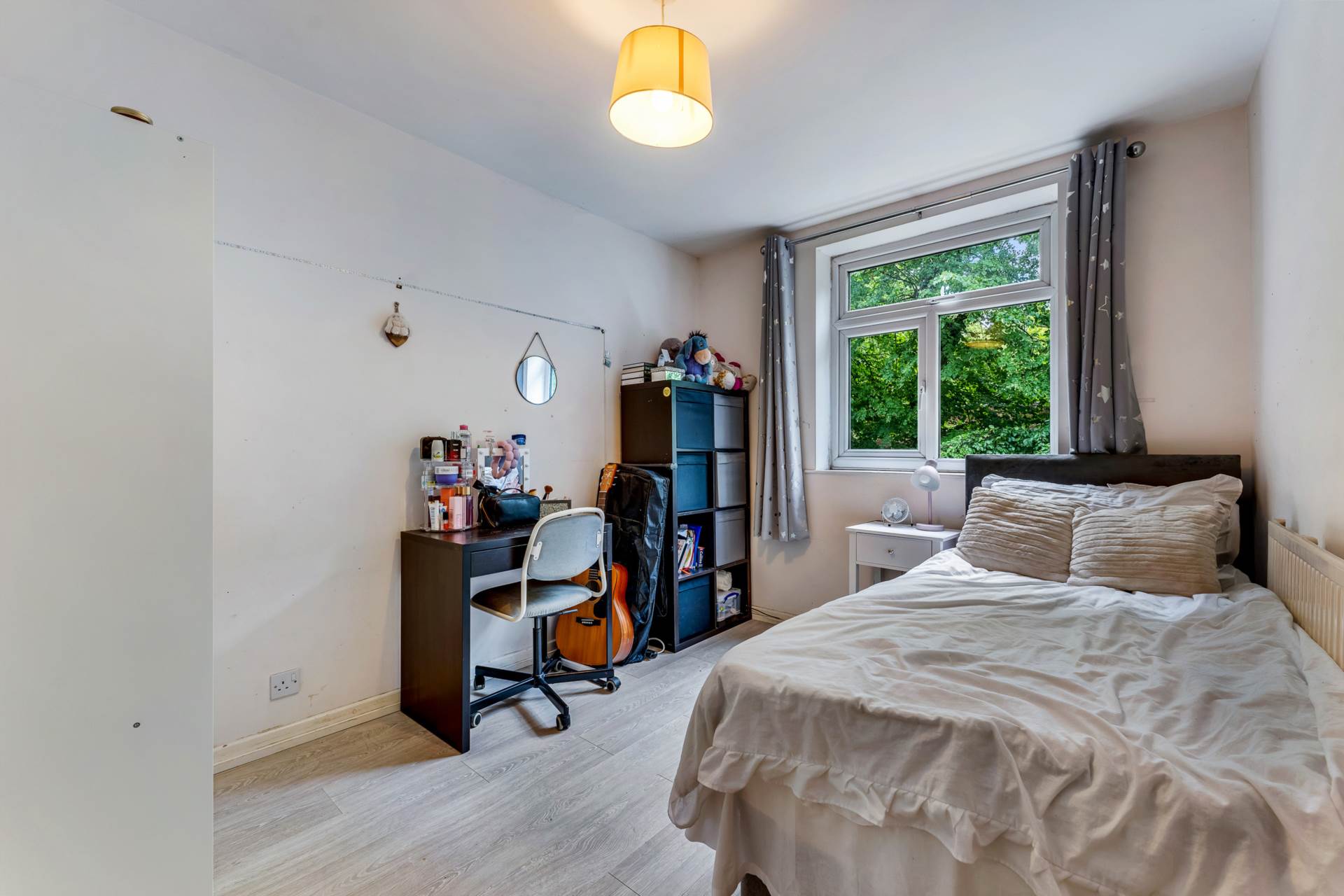 Ravenhurst, Salford, Image 11
