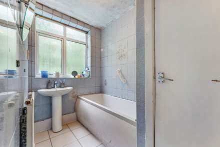 Ravenhurst, Salford, Image 13