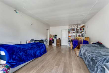 Ravenhurst, Salford, Image 6