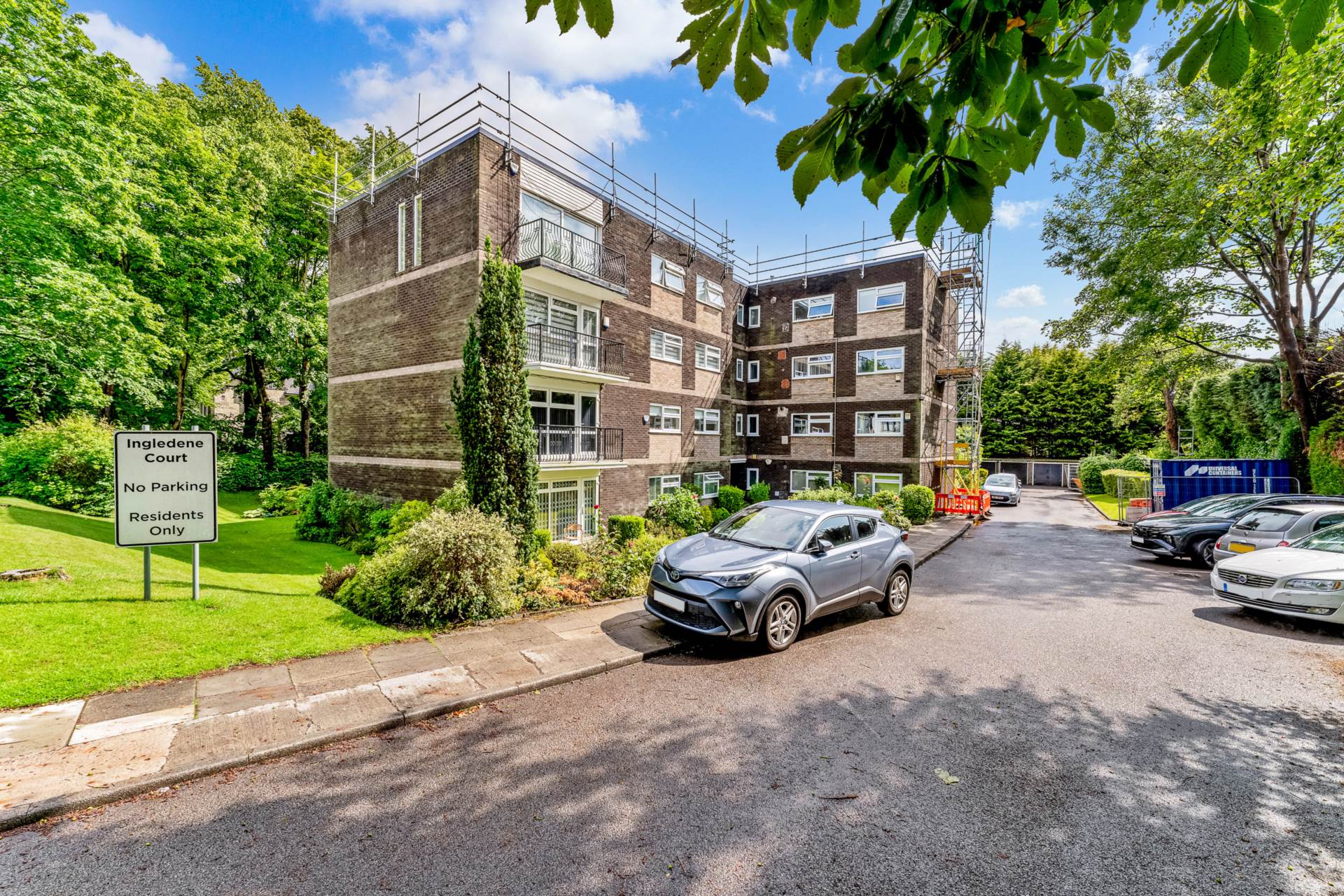 Ingeldende Court, Broughton Park, Image 1