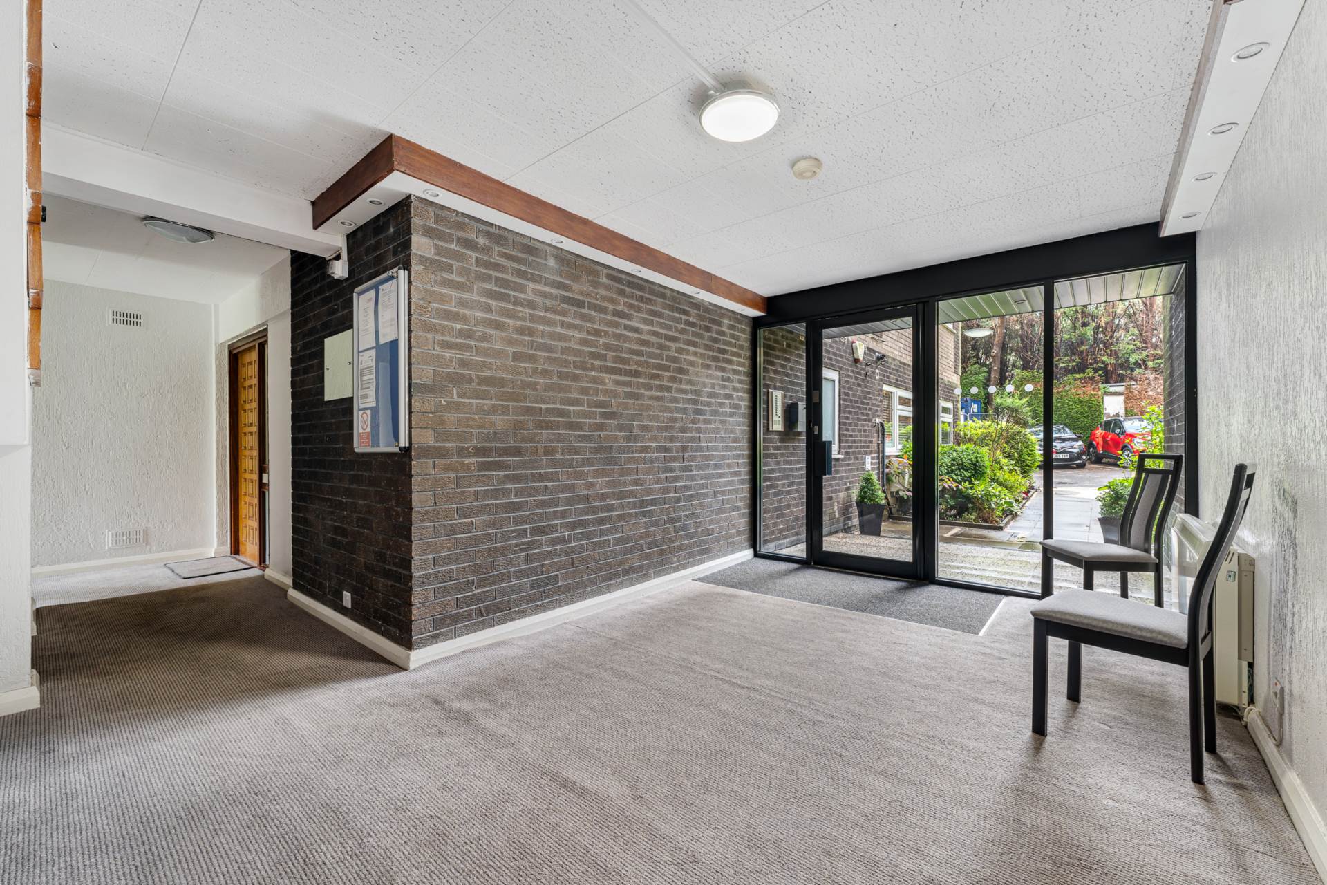 Ingeldende Court, Broughton Park, Image 21