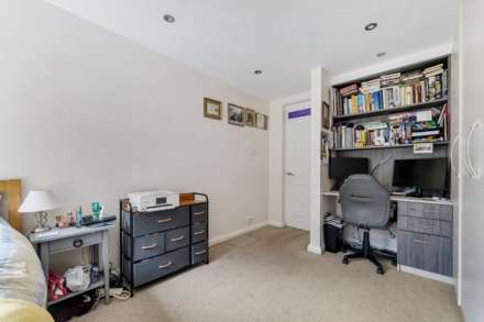Ingeldende Court, Broughton Park, Image 16