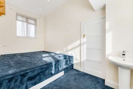 Ravensway, Prestwich, Image 25