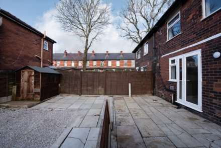Lever Street, Radcliffe, Image 15