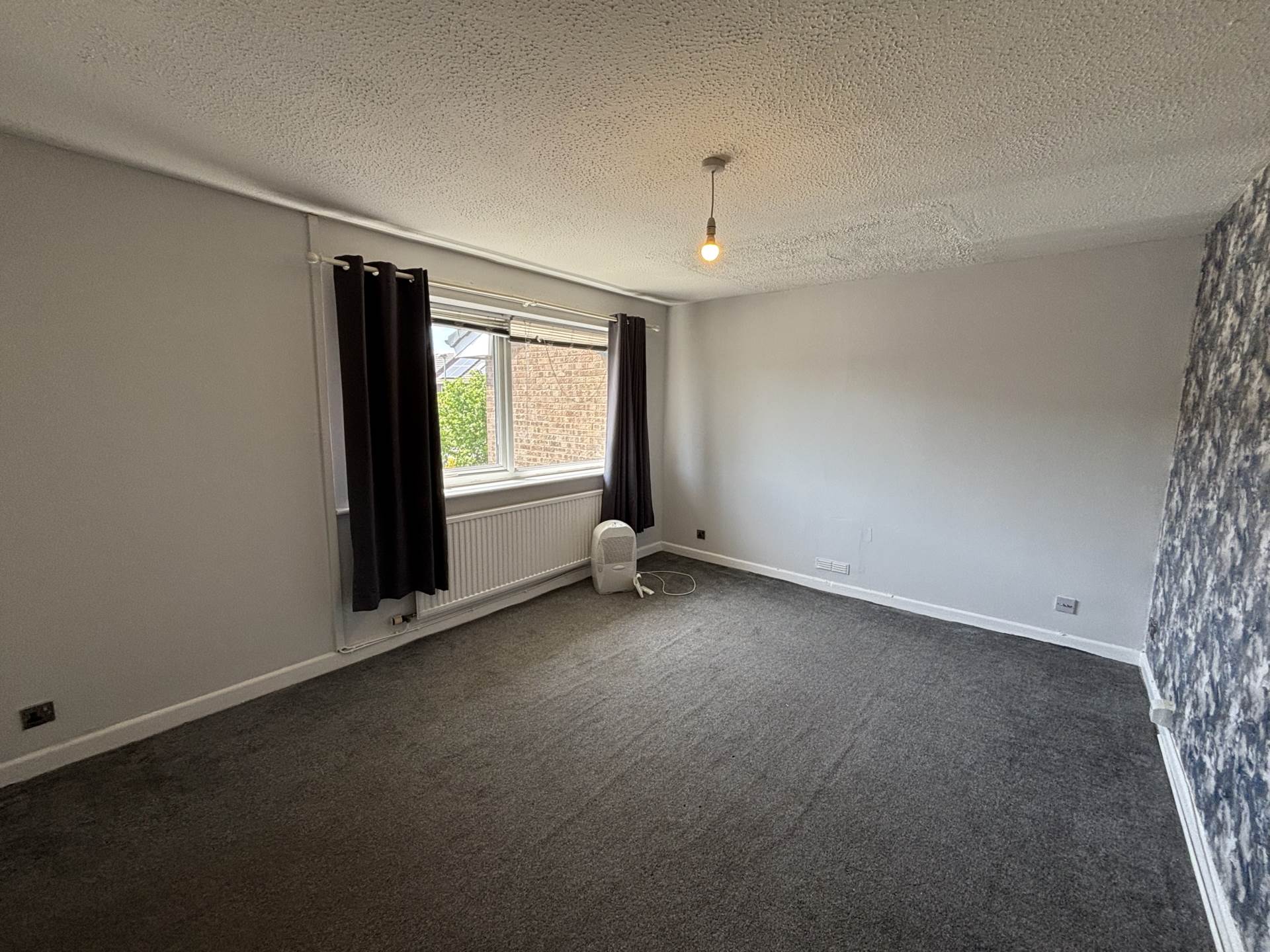 Evesham Walk, Manchester, Image 4