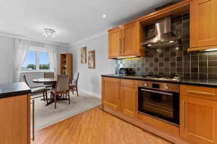 Castle Hey Close, Unsworth, Image 10