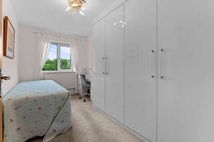 Castle Hey Close, Unsworth, Image 13