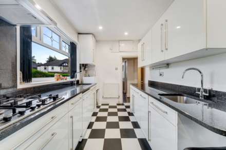 Canterbury Drive, Prestwich, Image 10