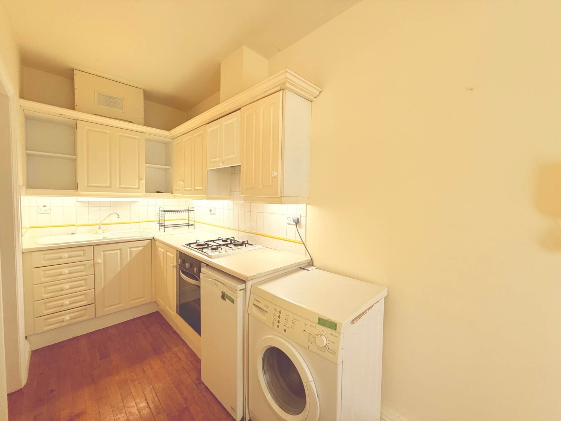Ashgrove House, Elland, Image 7
