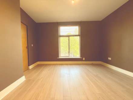 Manchester Road, Bury, Image 7