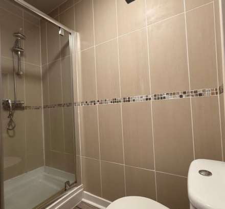 Manchester Road, Bury, Image 9