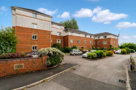 Lever Court, Salford, Image 14