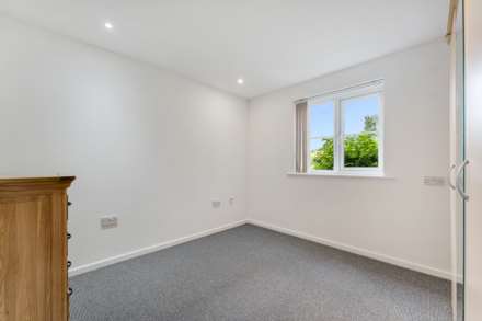 Lever Court, Salford, Image 8