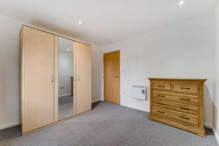 Lever Court, Salford, Image 9