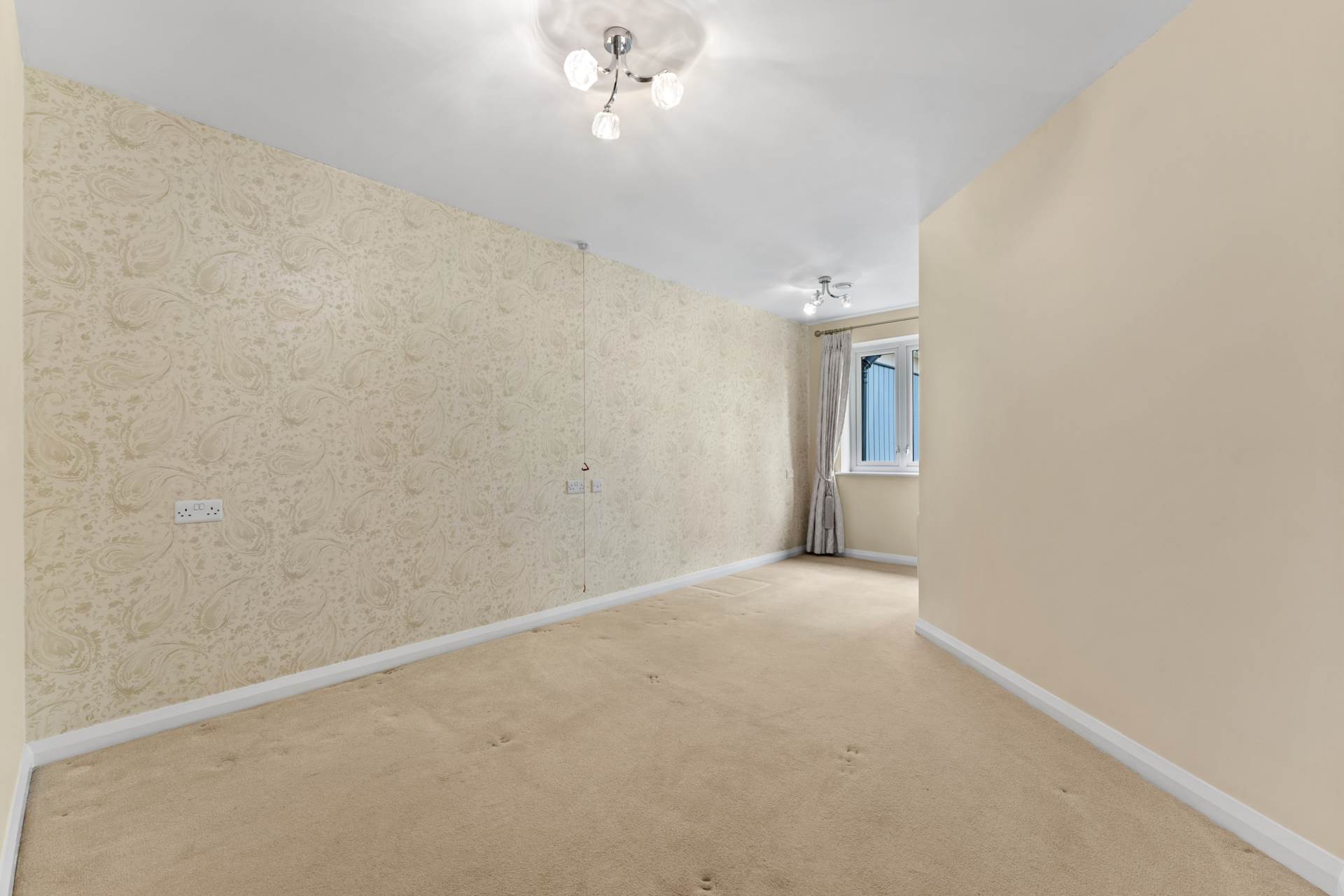 Broadfield Court, Prestwich, Image 10