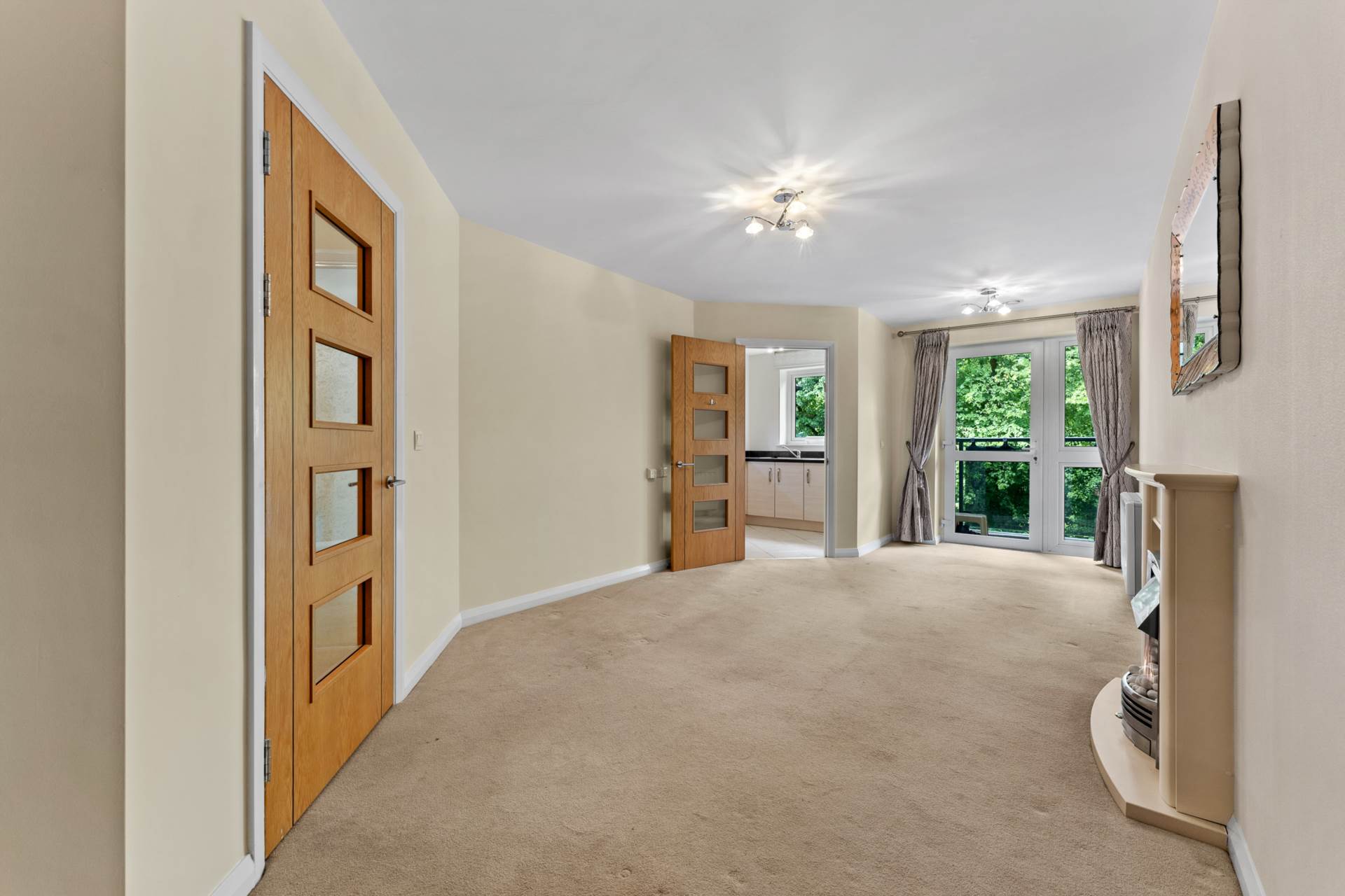Broadfield Court, Prestwich, Image 4