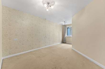 Broadfield Court, Prestwich, Image 10