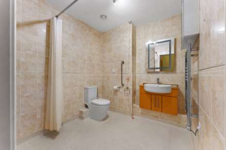 Broadfield Court, Prestwich, Image 14