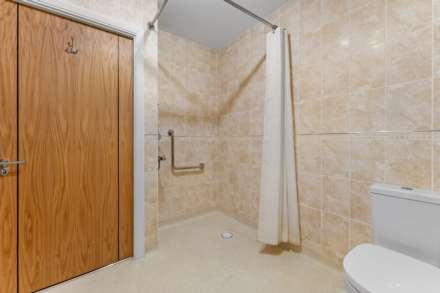 Broadfield Court, Prestwich, Image 15