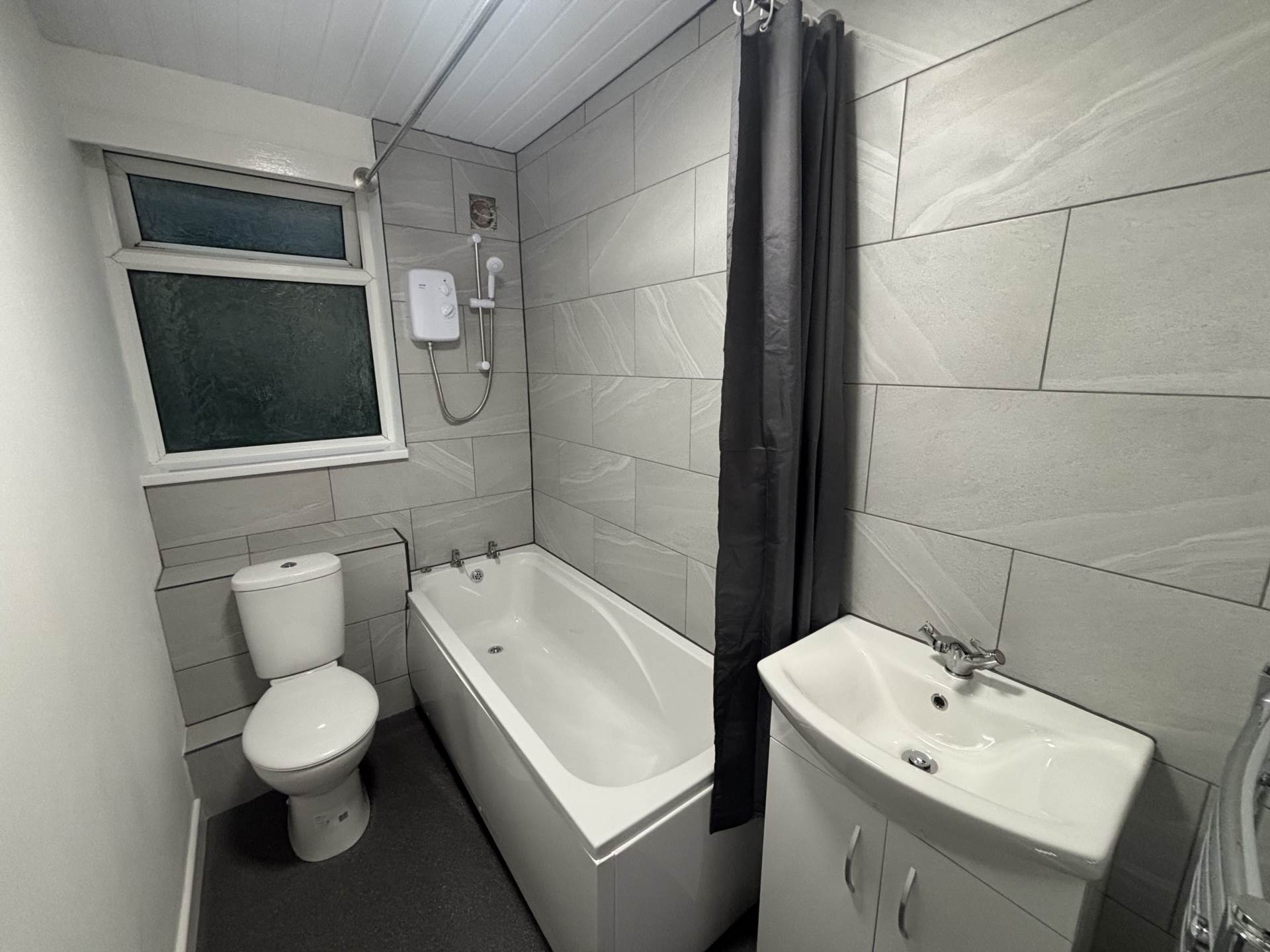 Bury New Road, Salford, Image 5