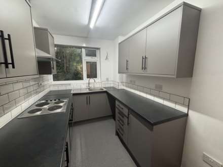 Bury New Road, Salford, Image 4
