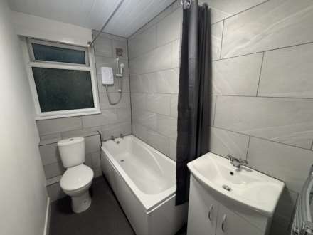 Bury New Road, Salford, Image 5