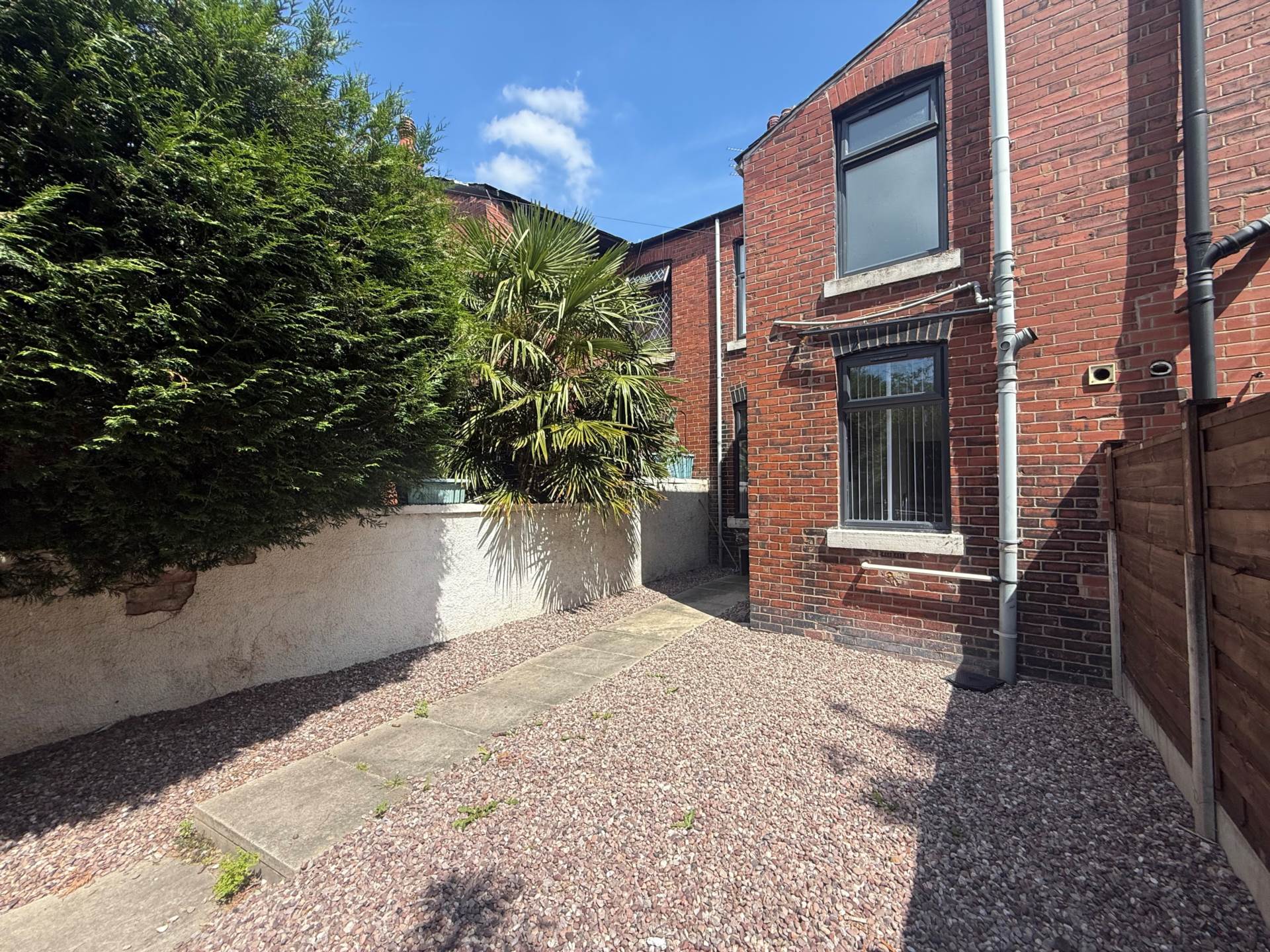Manchester Road, Bury, Image 11