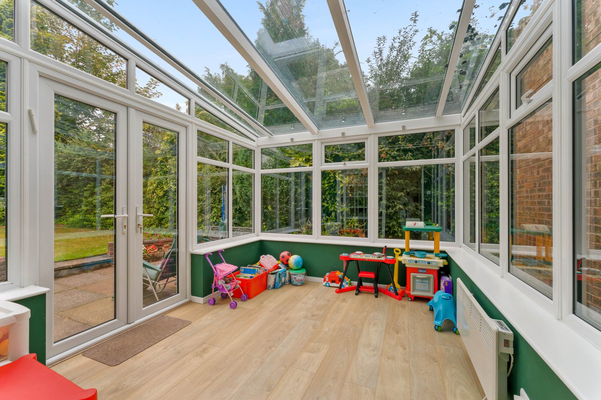 Knights Close, Prestwich, Image 13