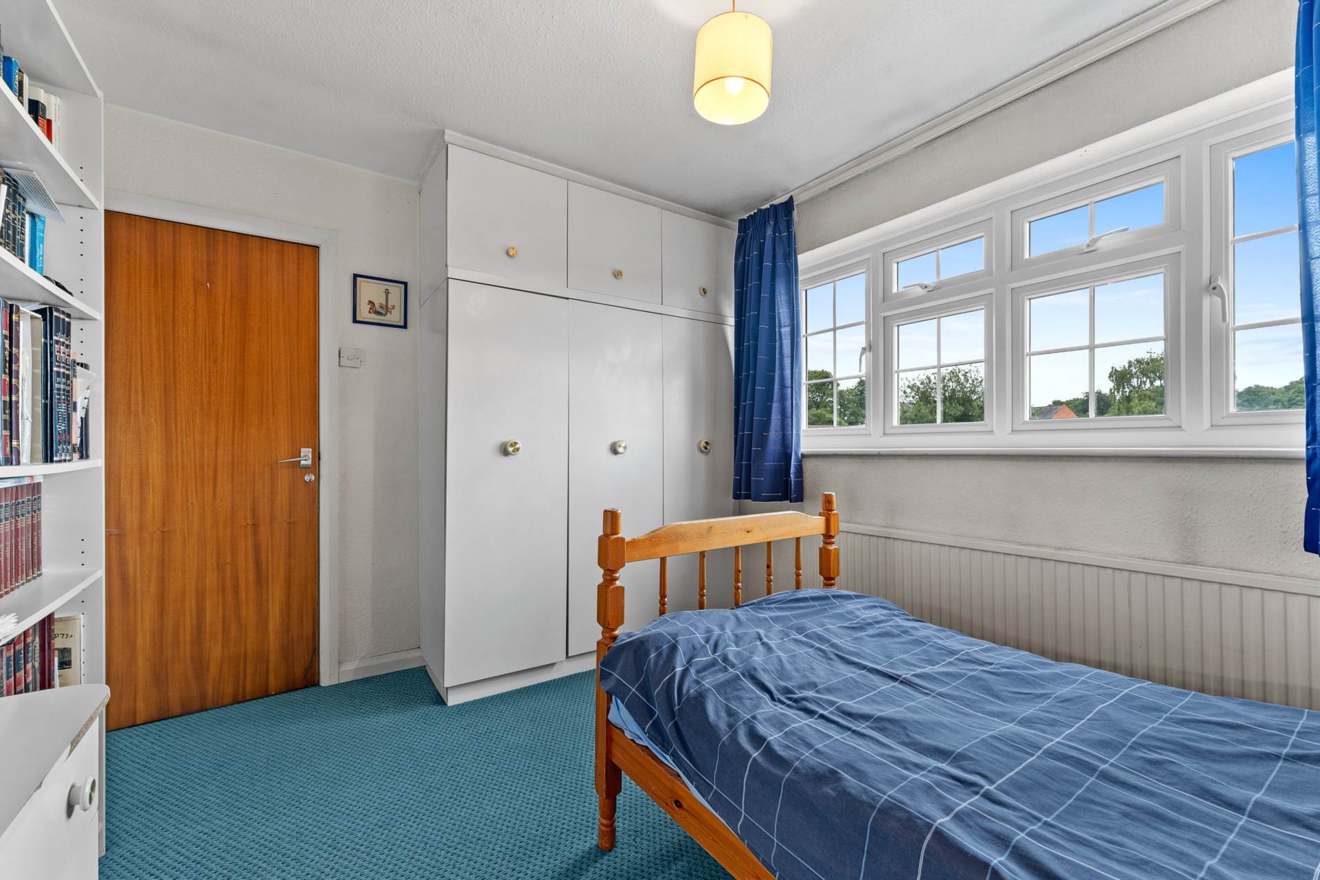 Knights Close, Prestwich, Image 28