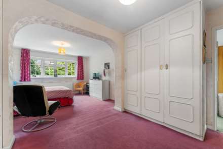 Knights Close, Prestwich, Image 22