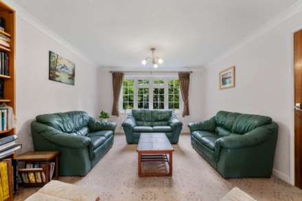 Knights Close, Prestwich, Image 5