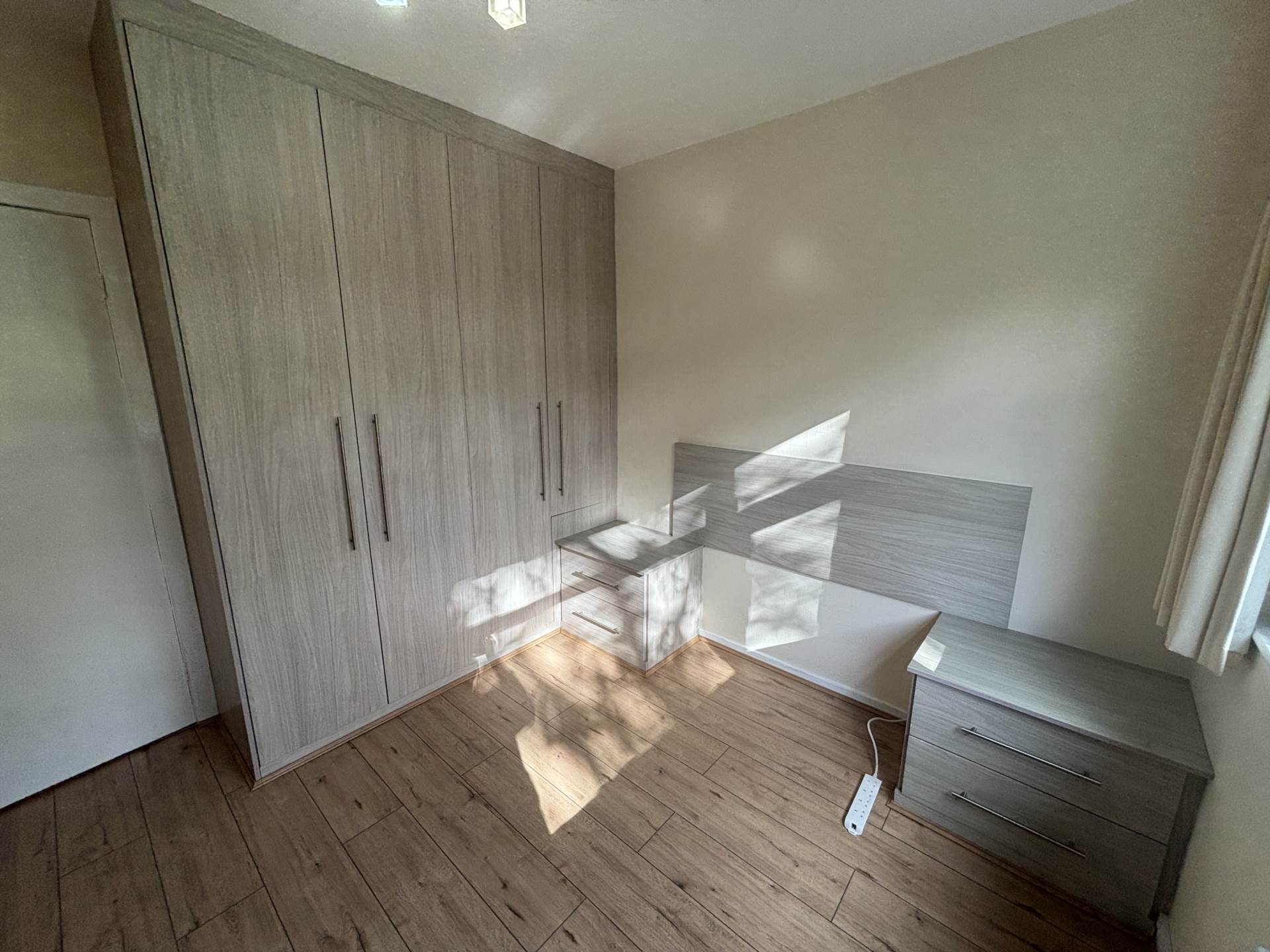 Hilltop Court, Manchester, Image 8