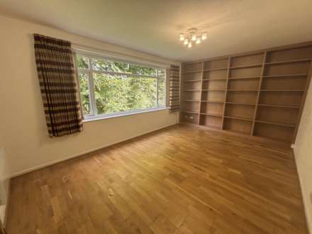 Hilltop Court, Manchester, Image 3
